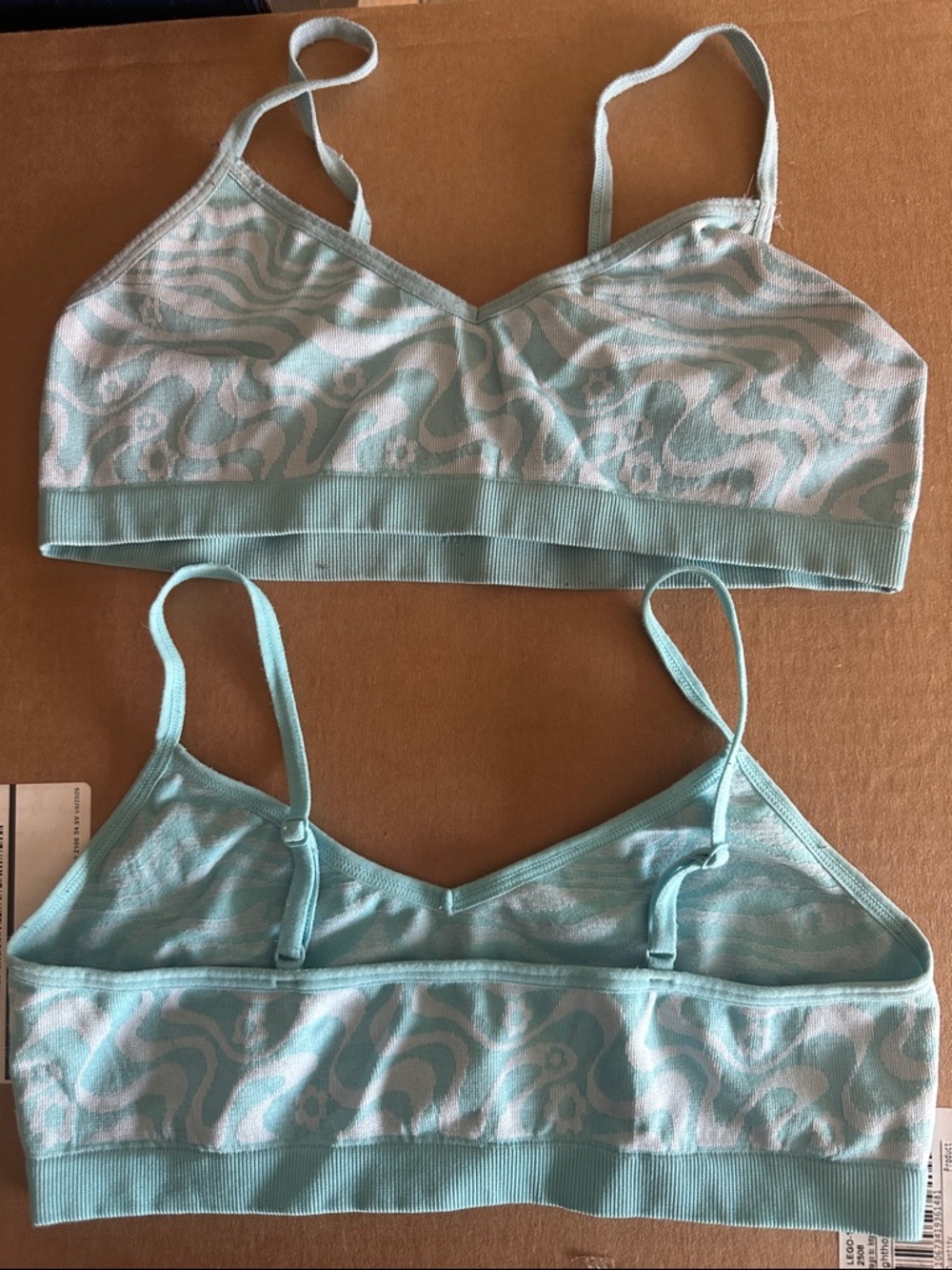 Maidenform Aqua and White Patterned Seamless Bralette Duo